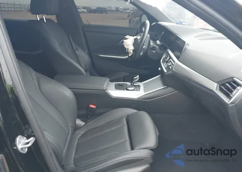 2022 BMW 330Xi из США, поврежденный, VIN 3MW5R7J03N8C59689